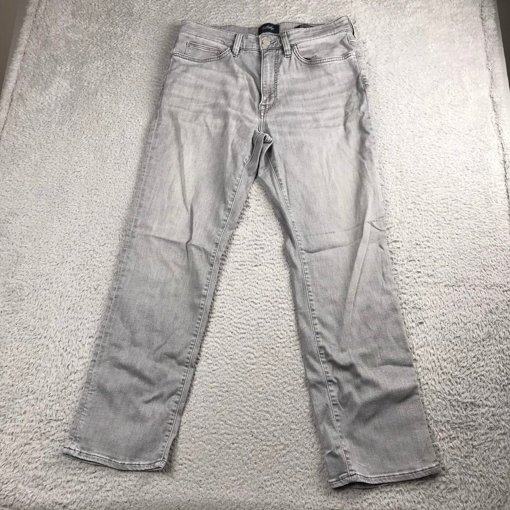 34 Heritage Charisma Jeans Mens 34 (33x30) Grey Comfort Rise‎ Classic Straight